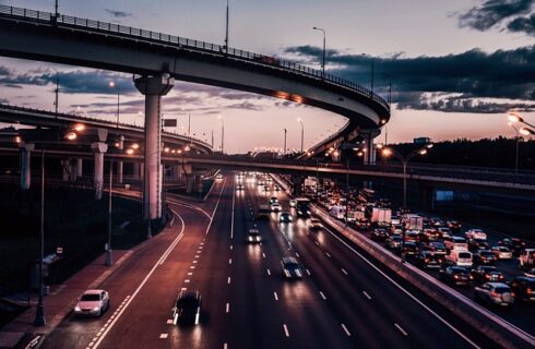 ВІТАЄМО З ПРОФЕСІЙНИМ СВЯТОМ – ДНЕМ АВТОМОБІЛІСТА І ДОРОЖНИКА УКРАЇНИ