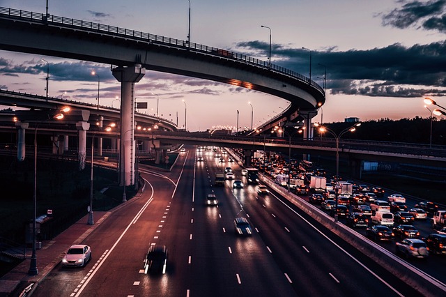 ВІТАЄМО З ПРОФЕСІЙНИМ СВЯТОМ - ДНЕМ АВТОМОБІЛІСТА І ДОРОЖНИКА УКРАЇНИ